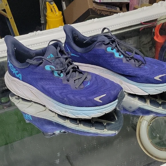 Mens 12D men's Hoka Arahi 6 running shoes in the "Outer Space/Bellwether Blue - Picture 5 of 9